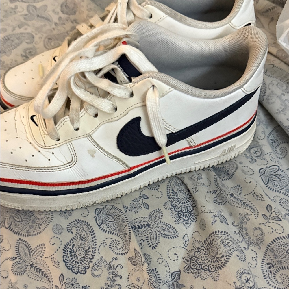 Nike Kids White and Blue Sneakers